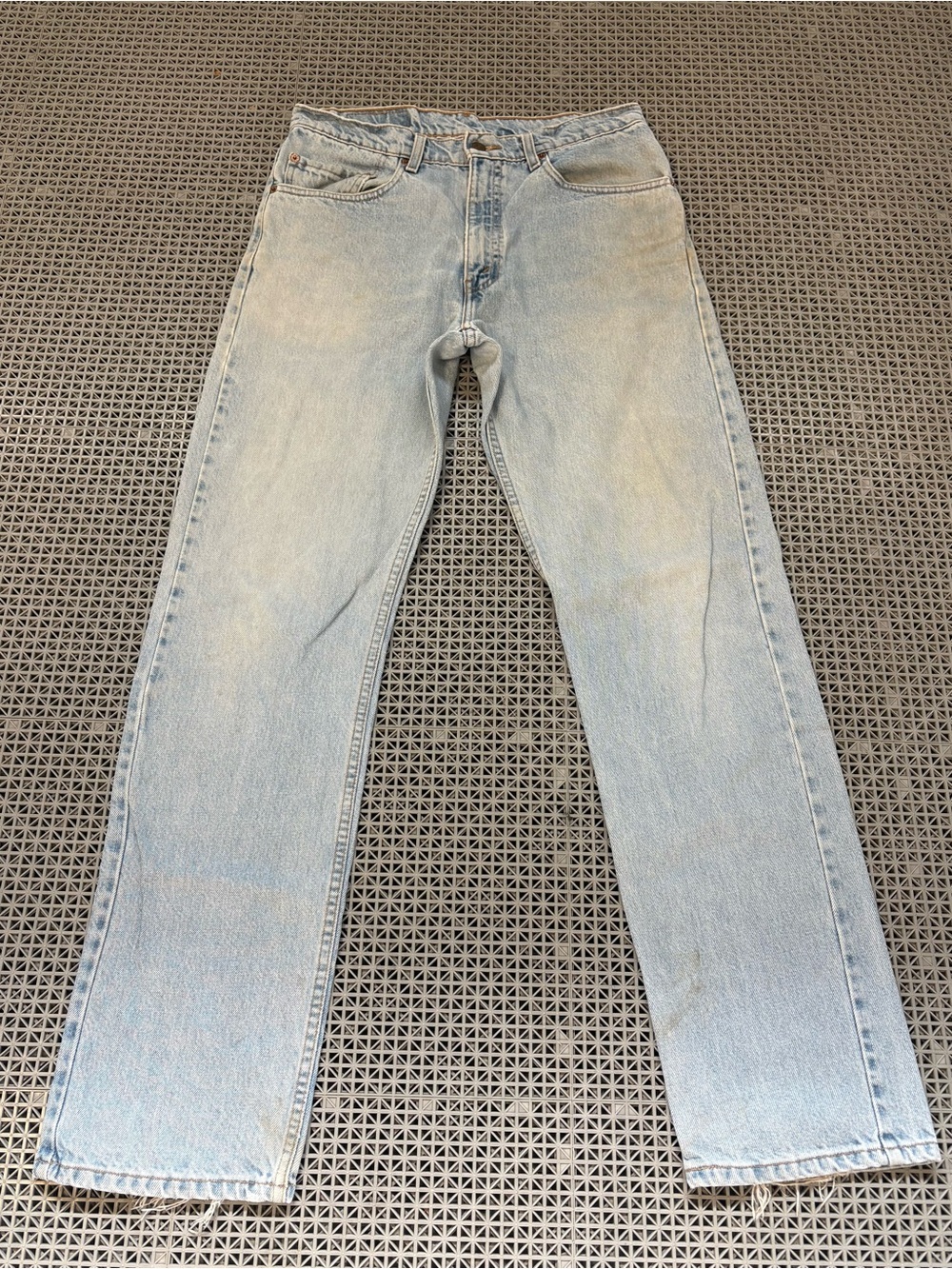 Vintage 90’s Levi's 505 Light-Wash Denim Straight-Leg Blue Jeans